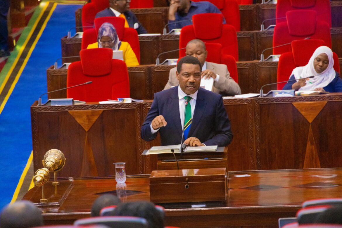 Waziri Mkuu, Dkt. Mwigulu Nchemba akiwasilisha Makadirio ya Mapato na Matumizi ya Ofisi ya Waziri Mkuu na Ofisi ya Bunge kwa mwaka wa fedha 2026/27.